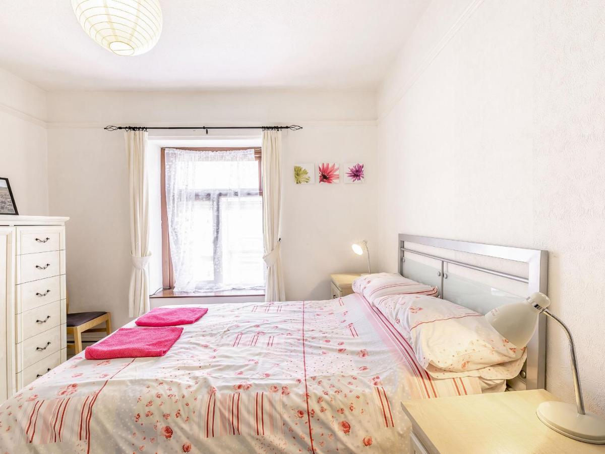 Rosskeen Villa Tideswell Dış mekan fotoğraf