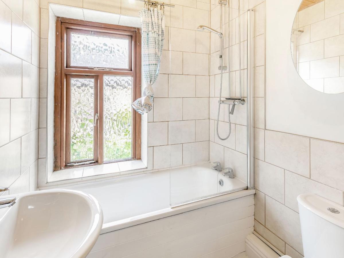 Rosskeen Villa Tideswell Dış mekan fotoğraf