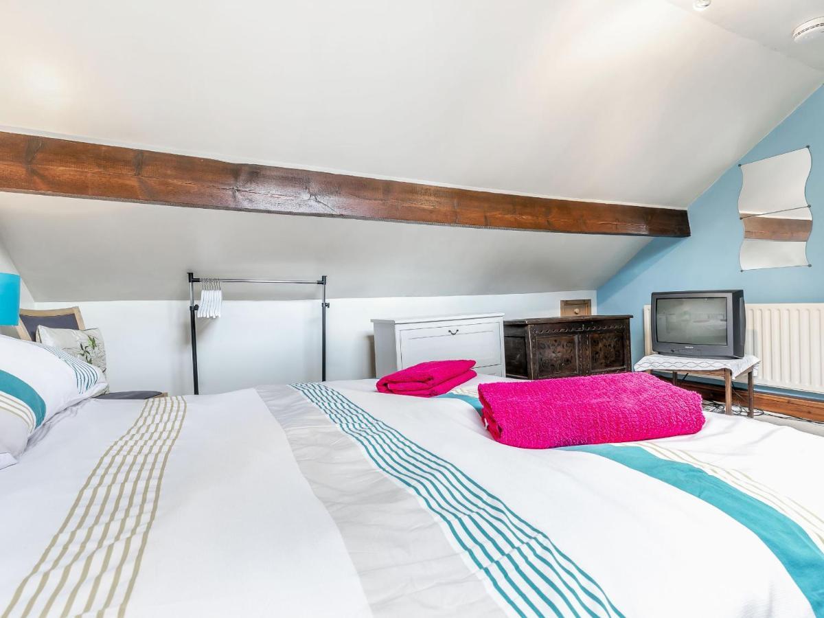 Rosskeen Villa Tideswell Dış mekan fotoğraf